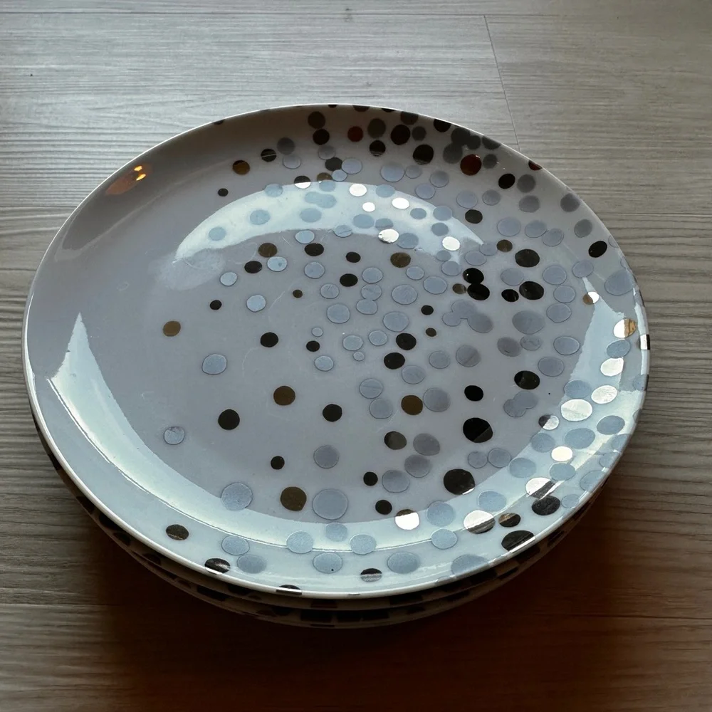 NEW RARE! Set/4 Crate & Barrel Metallic Dot Salad Appetizer Dessert Dishes Plate